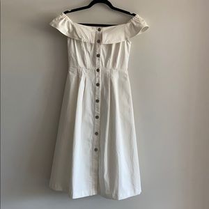 White jean off the shoulder button dress☁️👰🏻